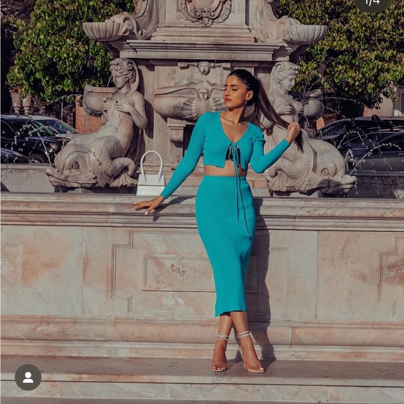 3 piece Matching Set - Ribbed Blue Cardigan Midi Pencil Skirt Crop Top - Picture 6 of 16